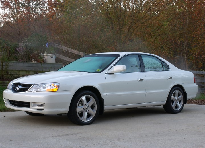 Especificaciones técnicas de Acura TL II (UA5) - picture 1
