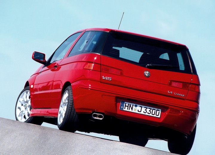 Caratteristiche tecniche di Alfa Romeo 145 (930) - picture 2