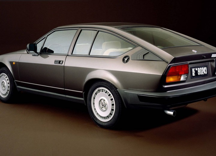 Τεχνικά χαρακτηριστικά για Alfa Romeo GTV (116) - picture 3