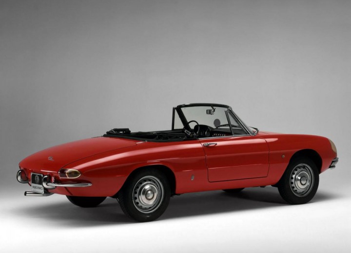 Caractéristiques techniques de Alfa Romeo Spider (105) - picture 4