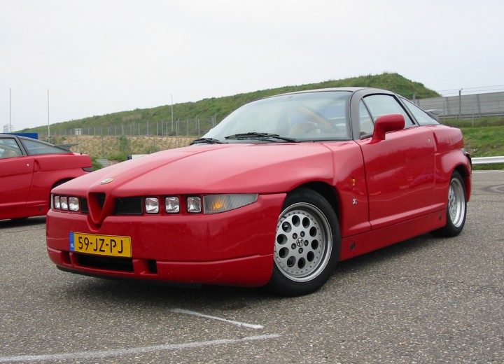 Технические характеристики о Alfa Romeo SZ - picture 1
