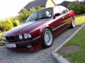 B10 (E34)