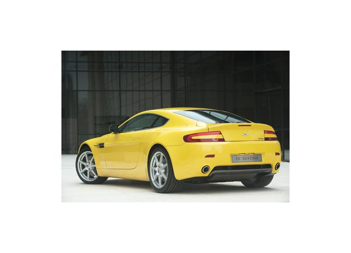 Технически характеристики за Aston Martin V8 Vantage (2005) - picture 4