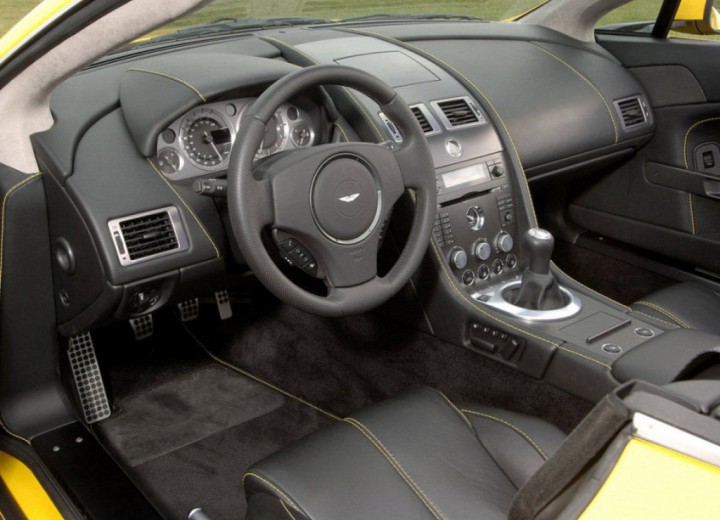 Технически характеристики за Aston Martin V8 Vantage Roadster - picture 6