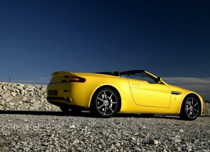 Технически характеристики за Aston Martin V8 Vantage Roadster - picture 4