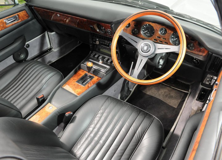 Технически характеристики за Aston Martin V8 Volante - picture 3