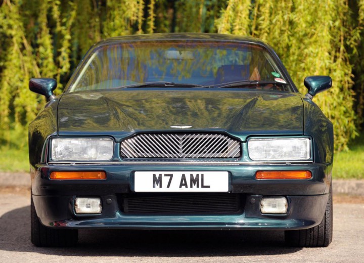 Specificații tehnice pentru Aston Martin Virage Limited Editi - picture 2