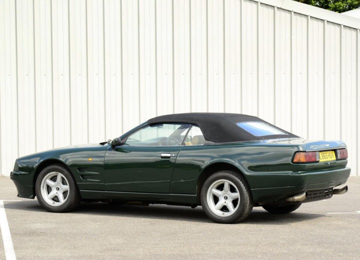 Specificații tehnice pentru Aston Martin Virage Volante - picture 4