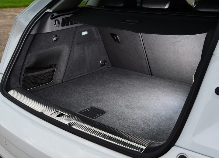 Technische Daten und Spezifikationen für Audi Q3 I (8U) Restyling - picture 12