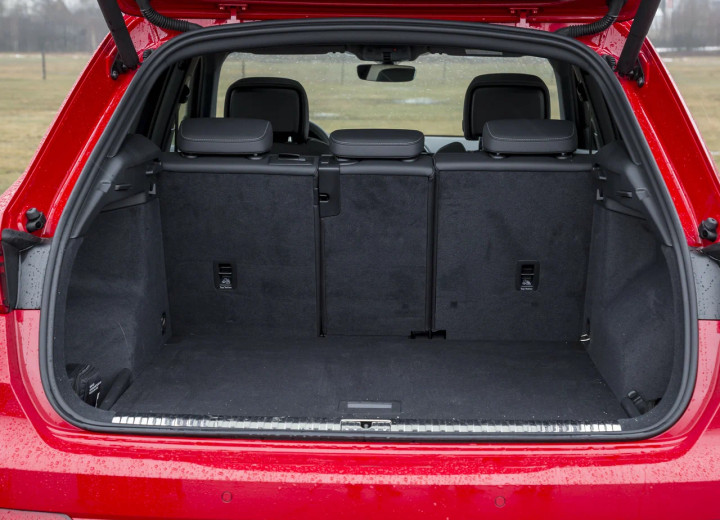 Technische Daten und Spezifikationen für Audi Q3 II (F3) - picture 15