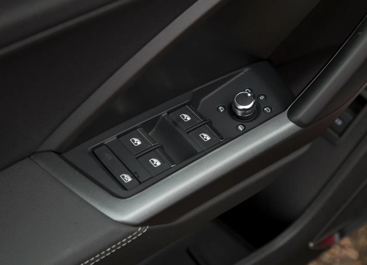 Technische Daten und Spezifikationen für Audi Q3 II (F3) - picture 14