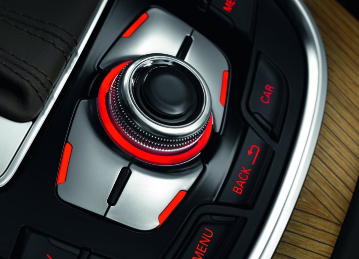 Technical specifications and characteristics for【Audi Q5 (8R) Restyling】 - picture 6