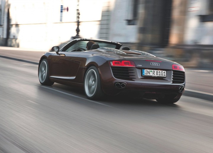 Technical specifications and characteristics for【Audi R8 Cabriolet】 - picture 4
