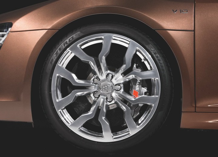 Technical specifications and characteristics for【Audi R8 Cabriolet】 - picture 10