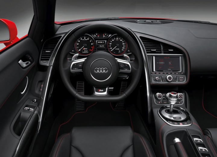 Technical specifications and characteristics for【Audi R8 Coupe Restyling】 - picture 8
