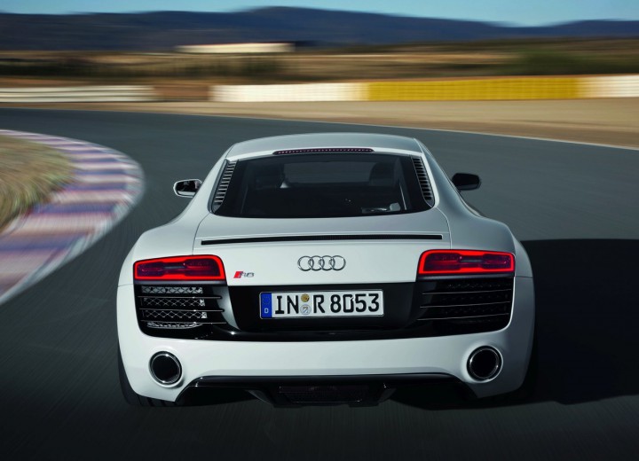 Technical specifications and characteristics for【Audi R8 Coupe Restyling】 - picture 5