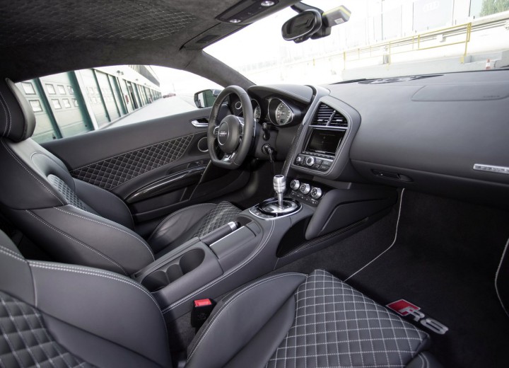 Technical specifications and characteristics for【Audi R8 Coupe Restyling】 - picture 9