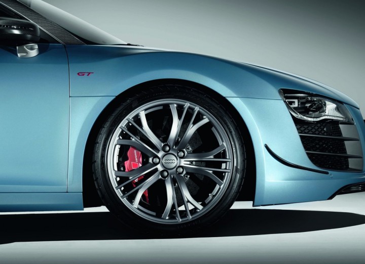 Technical specifications and characteristics for【Audi R8 GT Spyder】 - picture 12