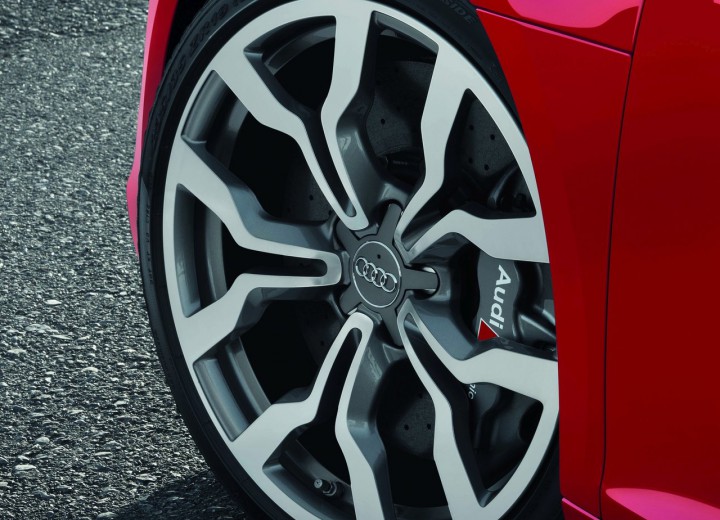 Технические характеристики о Audi R8 Roadster Restyling - picture 12