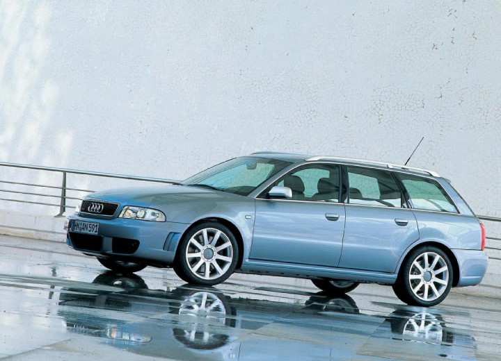 Technical specifications and characteristics for【Audi RS4 Avant】 - picture 2