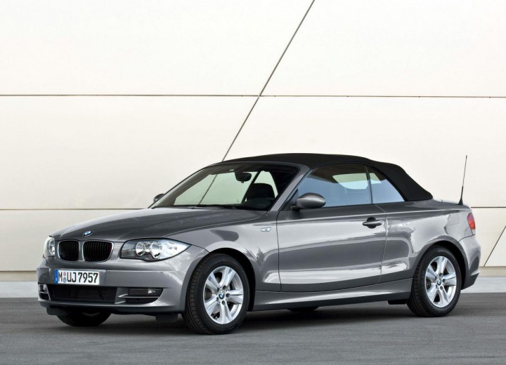 Technical specifications and characteristics for【BMW 1er Cabrio (E88)】 - picture 3