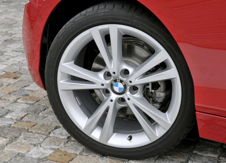Технически характеристики за BMW 1er Hatchback (F20) 5-dr - picture 16