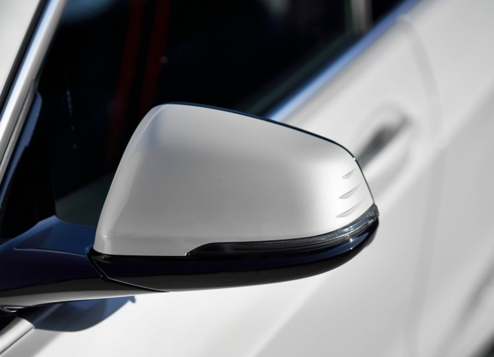 Technical specifications and characteristics for【BMW 1er III (F40)】 - picture 12