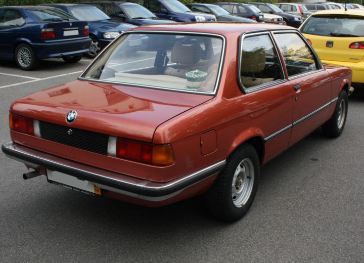Technical specifications and characteristics for【BMW 3er (E21)】 - picture 5