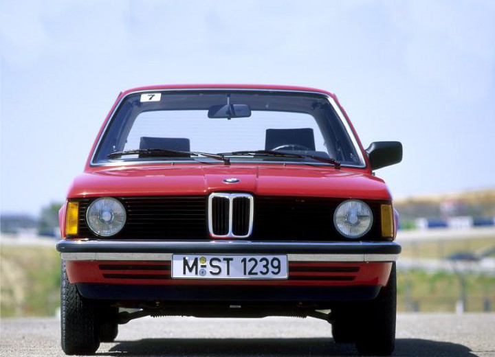 Technical specifications and characteristics for【BMW 3er (E21)】 - picture 2