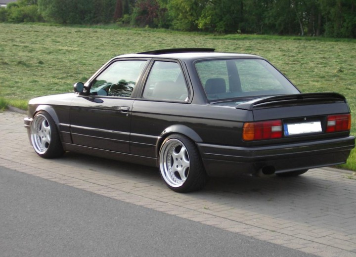 Technische Daten und Spezifikationen für BMW 3er (E30) - picture 2