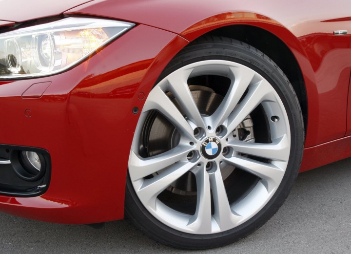Технически характеристики за BMW 3er Sedan (F30) - picture 18