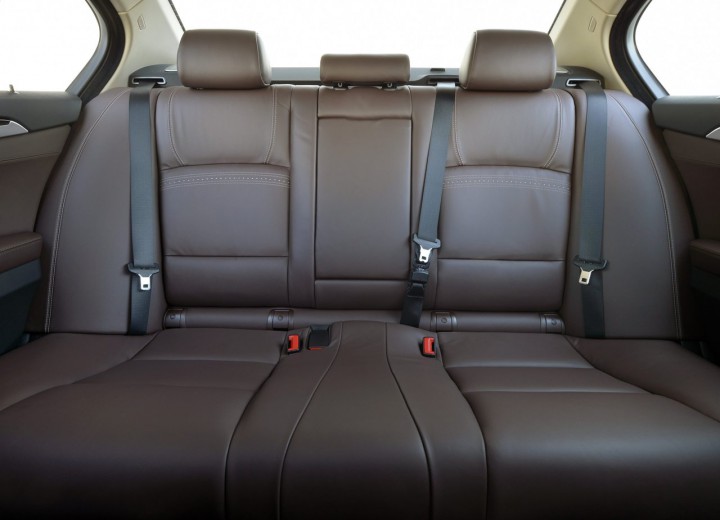 Технически характеристики за BMW 5er Active Hibrid - picture 11