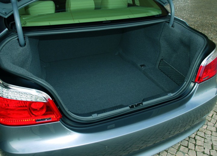 Технические характеристики о BMW 5er (E60) - picture 16