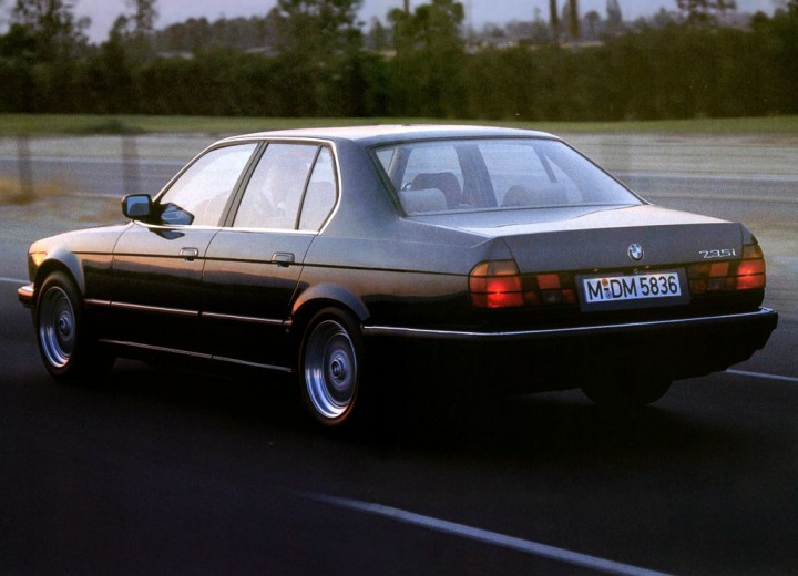 Технически характеристики за BMW 7er (E32) - picture 3