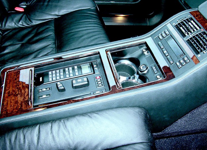 Технически характеристики за BMW 7er (E38) - picture 5