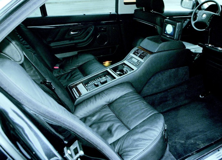Технически характеристики за BMW 7er (E38) - picture 7