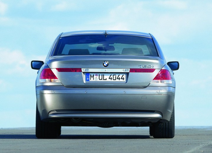 Технически характеристики за BMW 7er (E65/E66 L) - picture 18