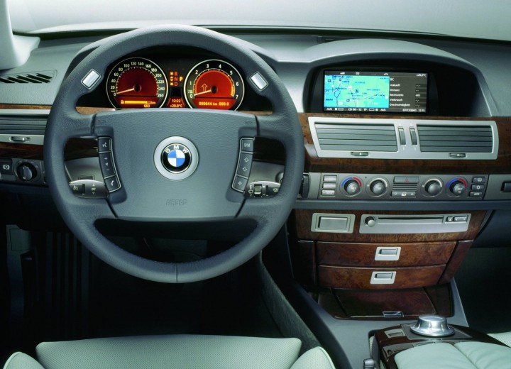 Технически характеристики за BMW 7er (E65/E66 L) - picture 22