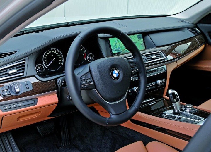 BMW 7er (F01) teknik özellikleri - picture 11