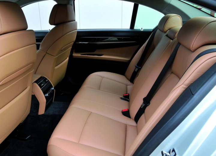 BMW 7er (F01) teknik özellikleri - picture 23