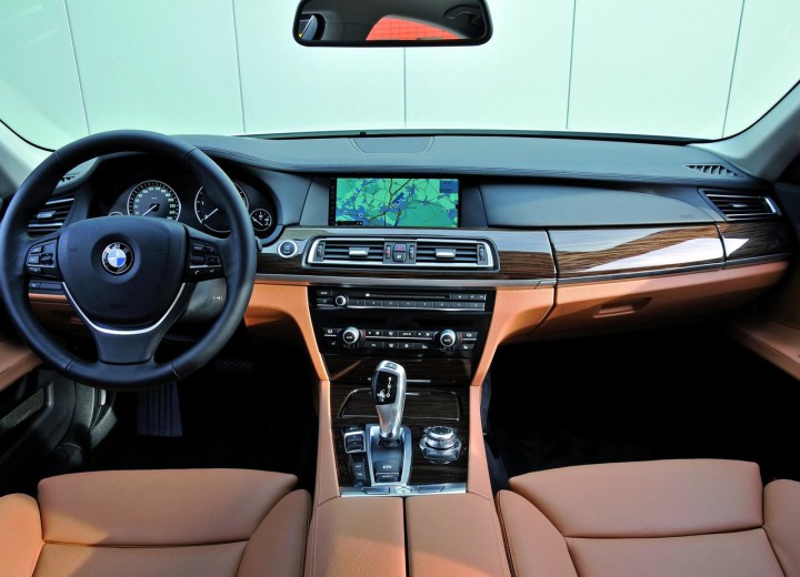BMW 7er (F01) teknik özellikleri - picture 15