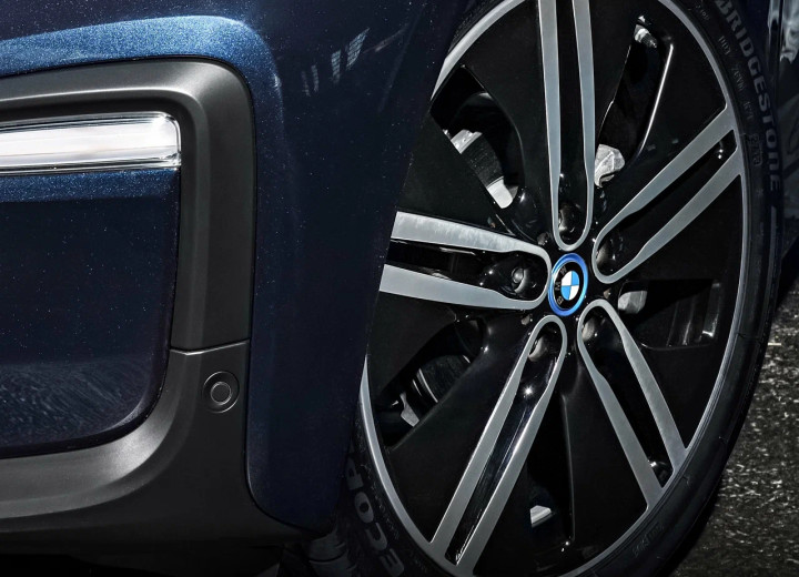 Technical specifications and characteristics for【BMW i3 Restyling】 - picture 11