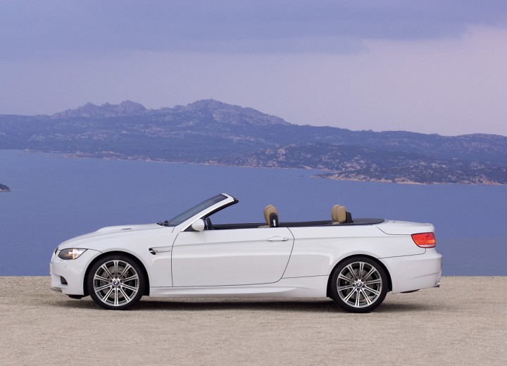 Technical specifications and characteristics for【BMW M3 Cabrio (E92)】 - picture 2