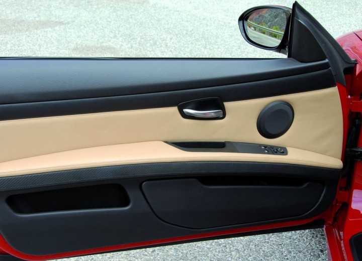 Caractéristiques techniques de BMW M3 Coupe (E92) - picture 13