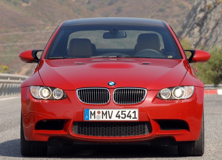 Caractéristiques techniques de BMW M3 Coupe (E92) - picture 2