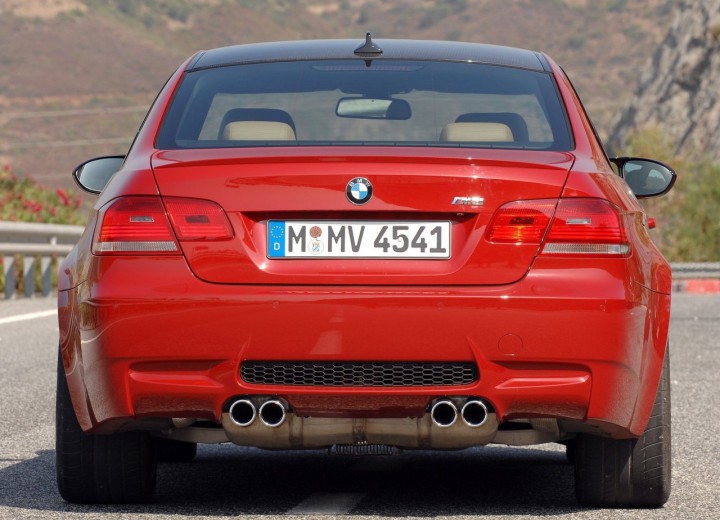 Caractéristiques techniques de BMW M3 Coupe (E92) - picture 5