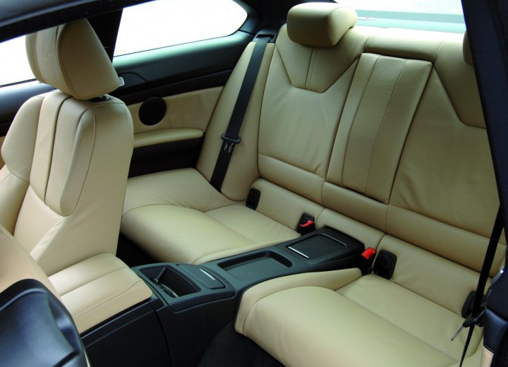 Caractéristiques techniques de BMW M3 Coupe (E92) - picture 19