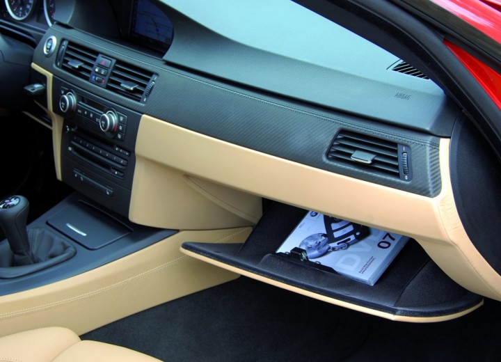 Caractéristiques techniques de BMW M3 Coupe (E92) - picture 15