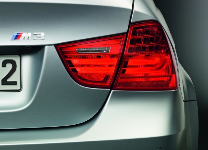 Especificaciones técnicas de BMW M3 (E90) - picture 14