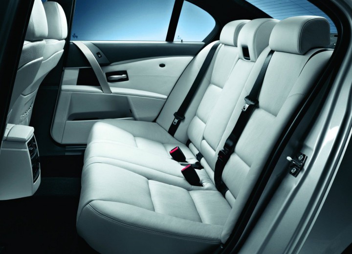 Technische Daten und Spezifikationen für BMW M5 (E60) - picture 21